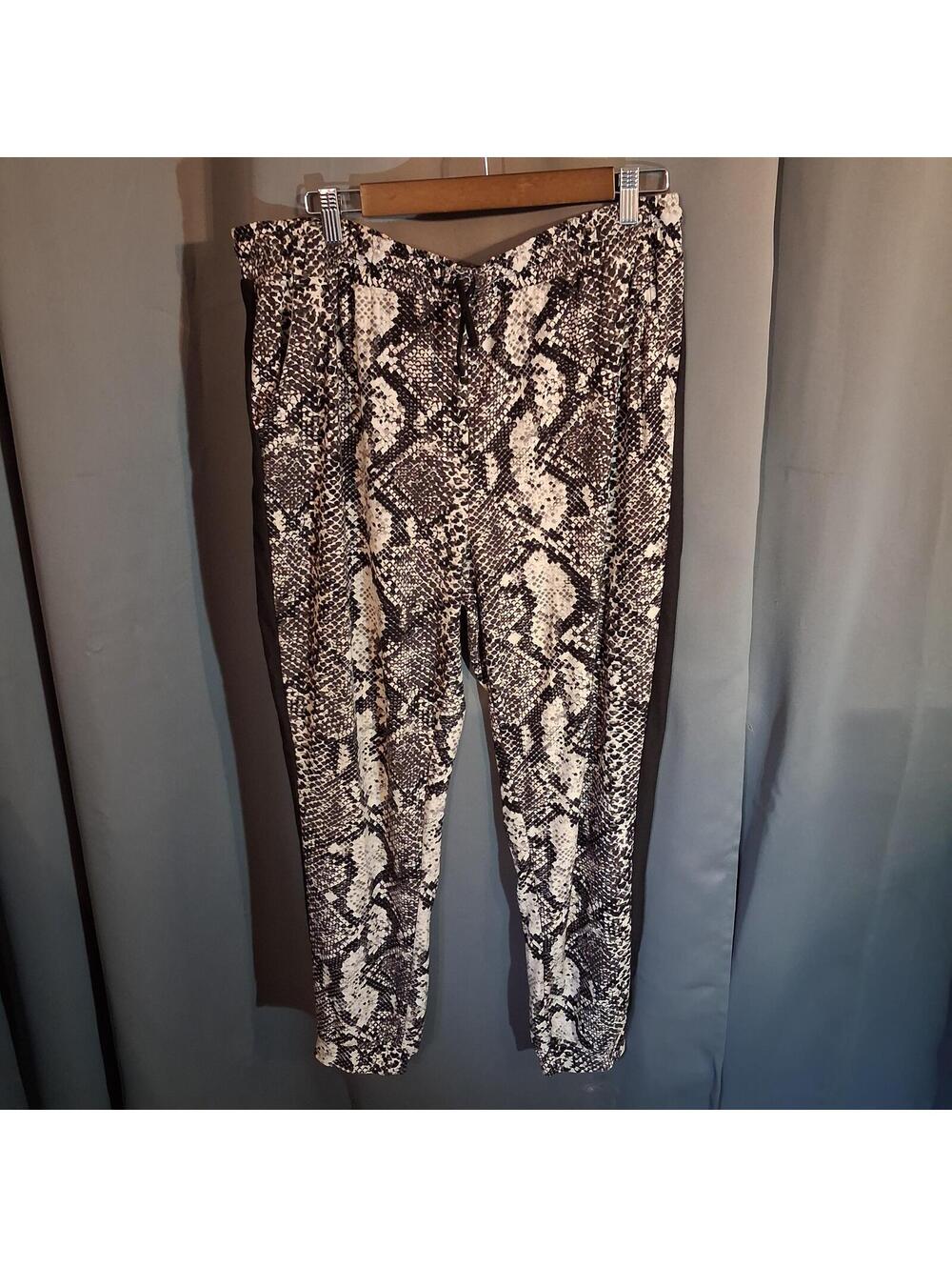 Shiela Rose Women's 2X Snake Print Jogger Pants with Black Side Panels
